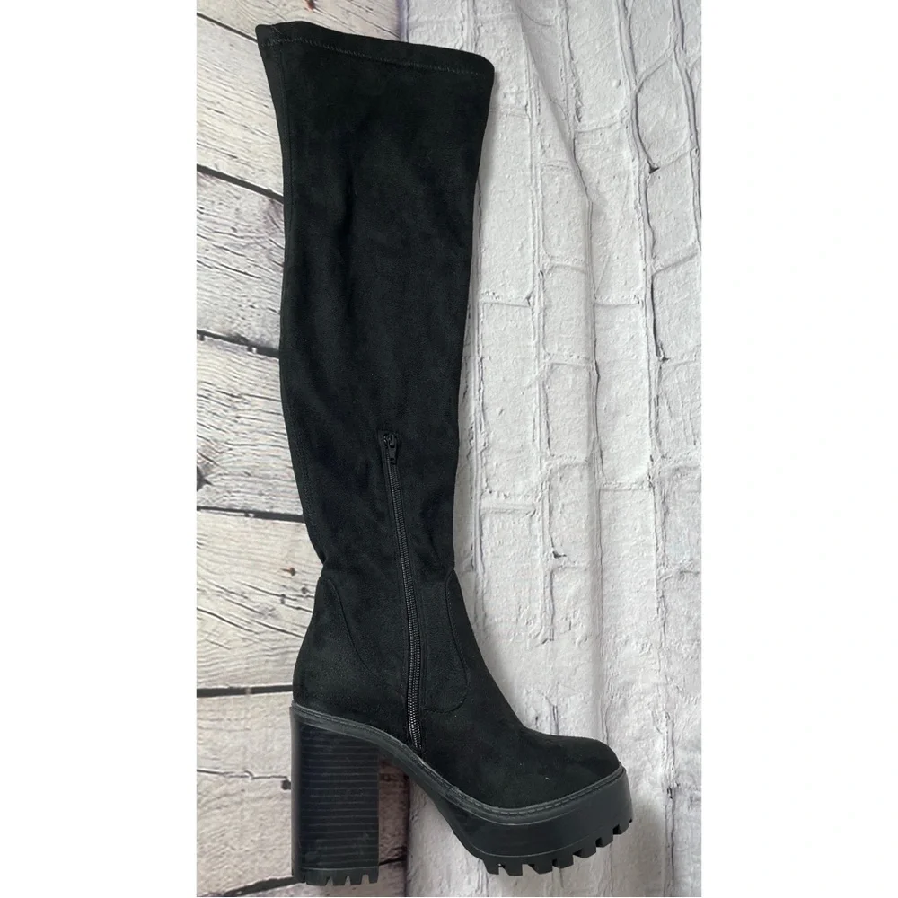 New Diba Faux Suede Platform Black High Boots Size 6.5